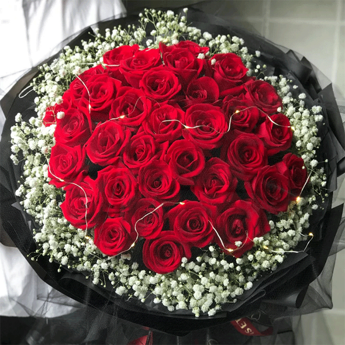 33朵玫瑰花束 求婚花束 紳士告白求婚 夏綠蒂求婚道具出租